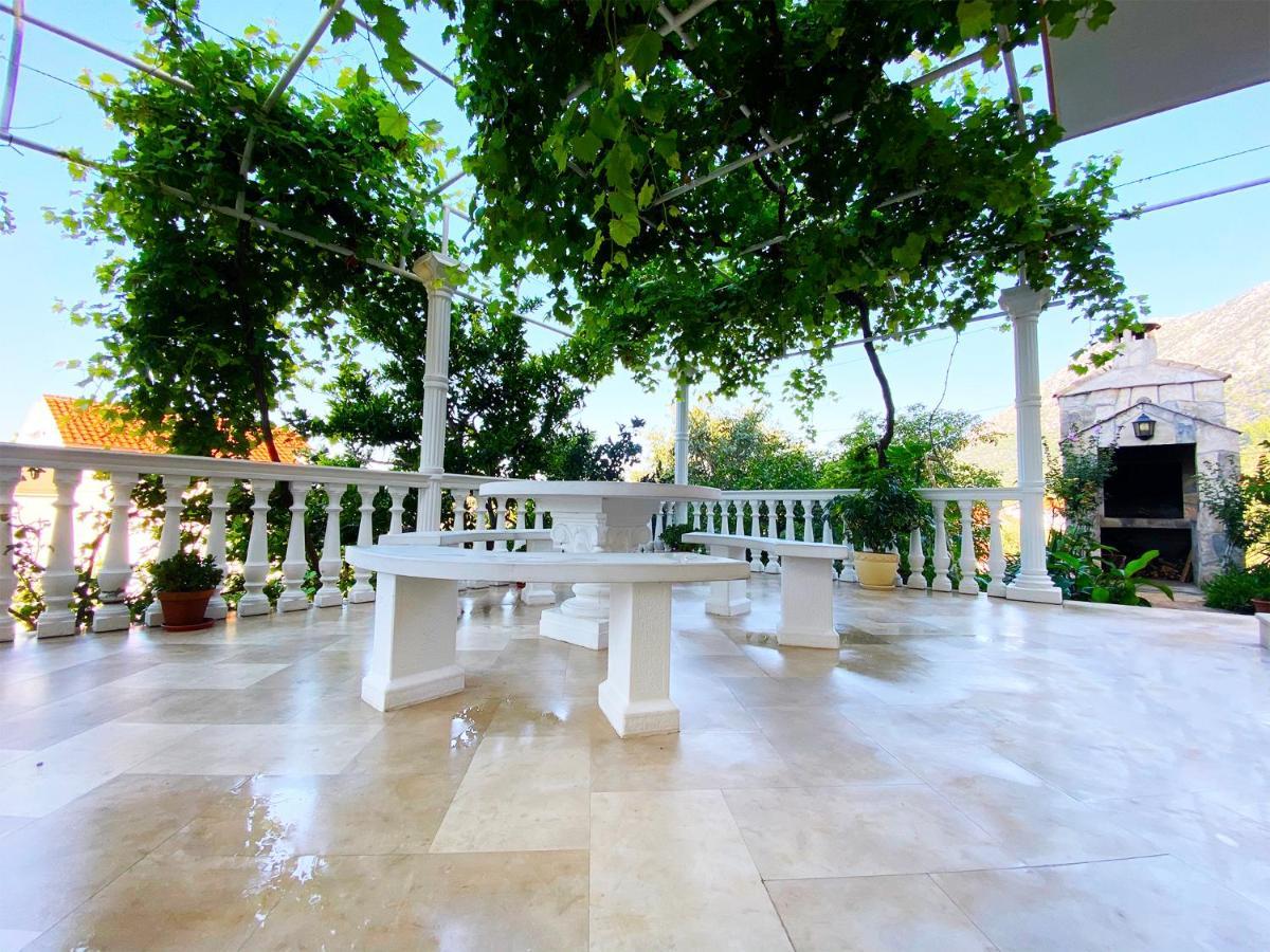 Apartments And Rooms Katarina Zivogosce Luaran gambar