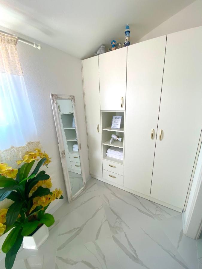 Apartments And Rooms Katarina Zivogosce Luaran gambar